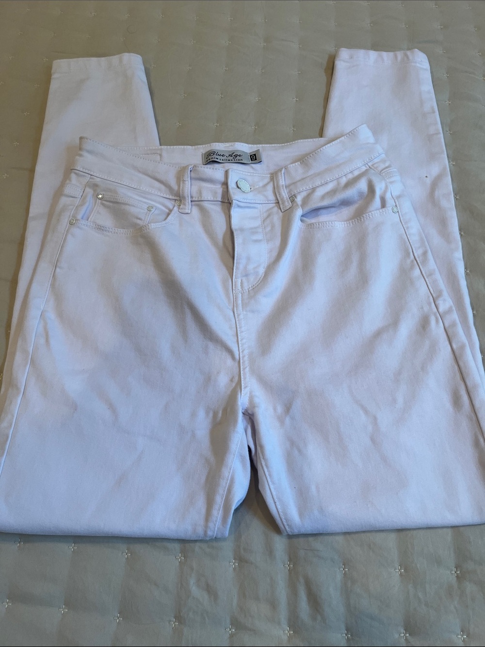 Women's High-Rise White Stretch Jeans
